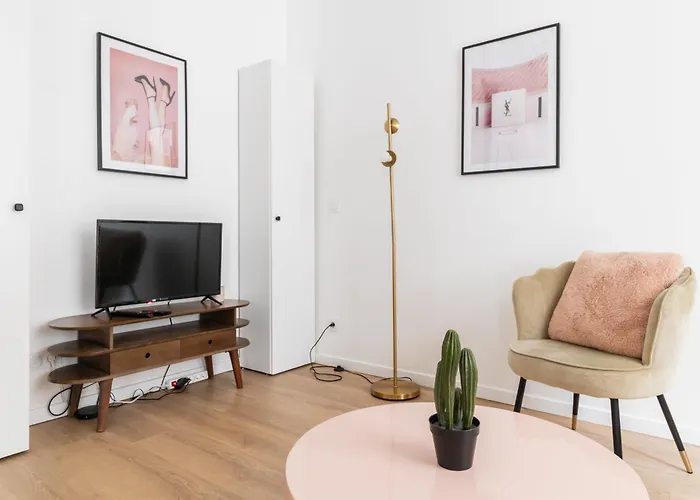 Appartement Luxueux Avec Salle De Bains De Reve 6P - Flat-Guest